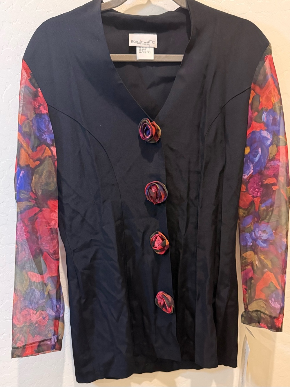 Blondie and Me Vintage 90s Floral Button Blouse